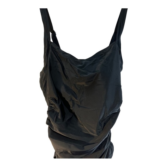 ❤️‍🔥SALE Black ruched one piece swim suite NWT SZ 18 - Picture 6 of 10